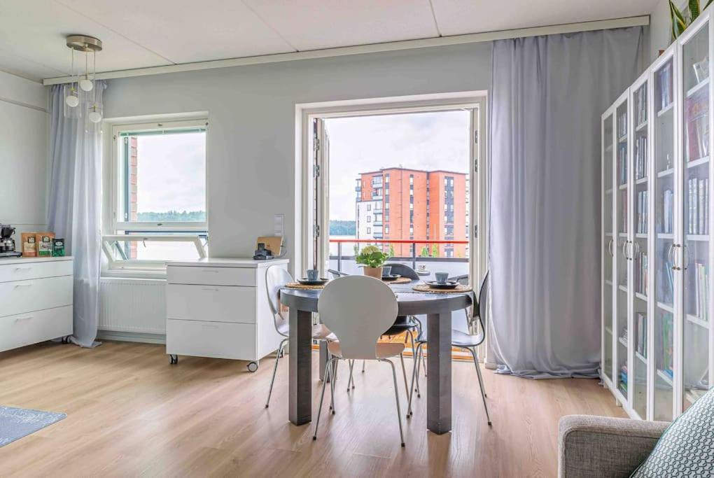 Light Modern Pallo By The Saimaa Apartment