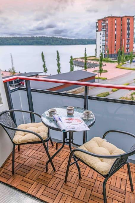 Light Modern Pallo By The Saimaa Apartment